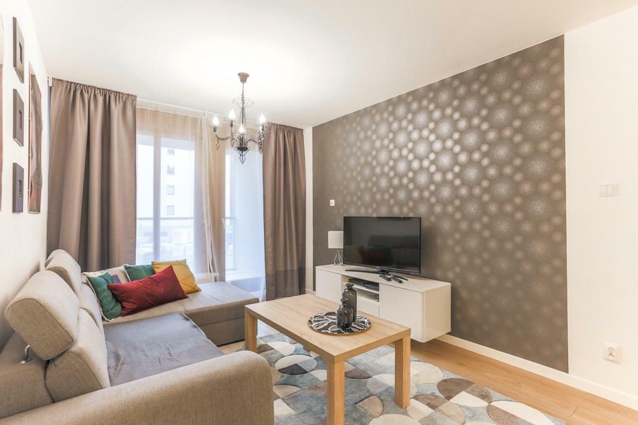 Apartmate Spacious Apartment With Balcony Oldtown For 6 People Gdansk Bagian luar foto